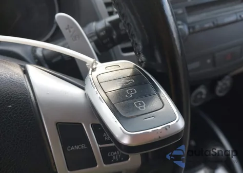 2011 Mitsubishi Outlander Se z USA, uszkodzony, nr VIN JA4JT3AW7BU008554